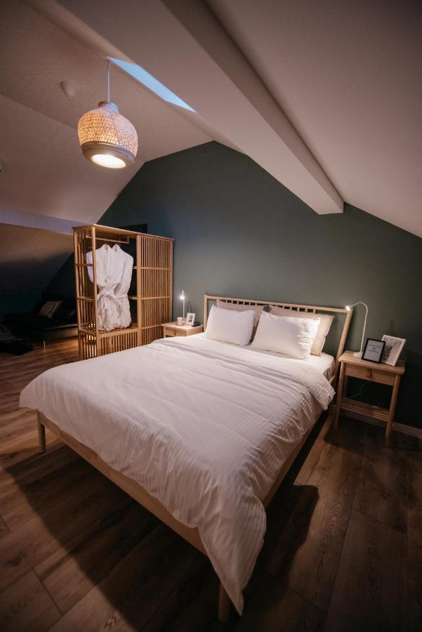 Nuez Apartments Dumbravita  ภายนอก รูปภาพ
