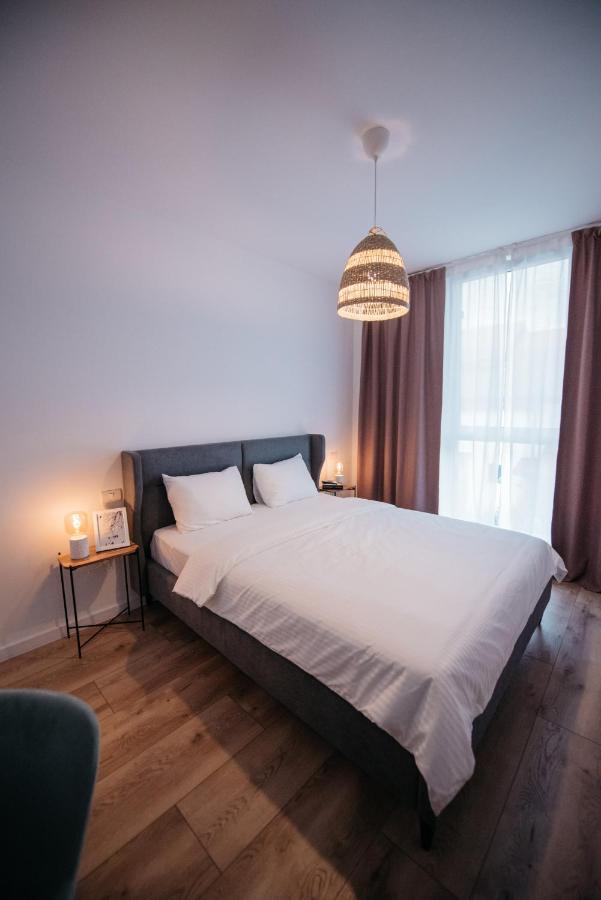 Nuez Apartments Dumbravita  ภายนอก รูปภาพ
