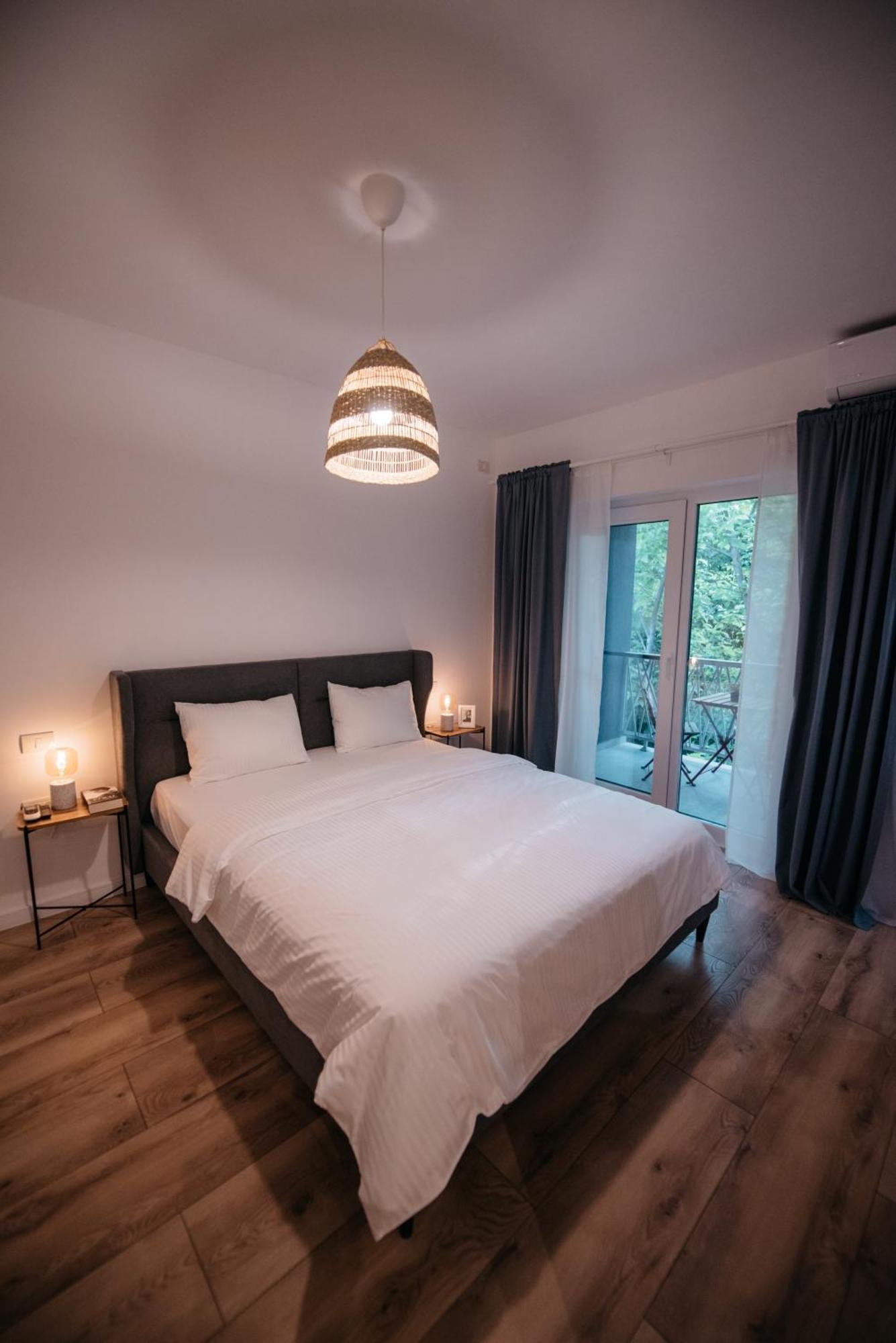 Nuez Apartments Dumbravita  ภายนอก รูปภาพ